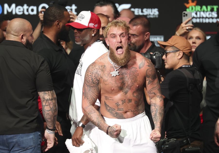 Jake Paul vence a Mike Tyson por decisión unánime
