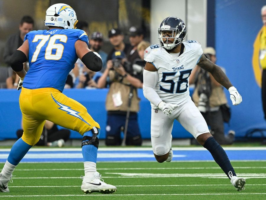 Reports: Titans release sacks leader Harold Landry III