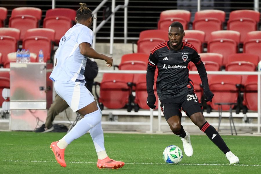 DC United score twice in second half to down Sporting KC