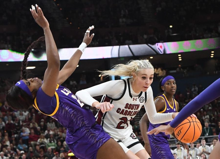 No. 1 South Carolina edges No. 8 LSU in SEC final