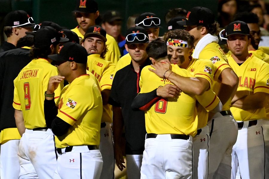 We have a controversial NCAA baseball call!