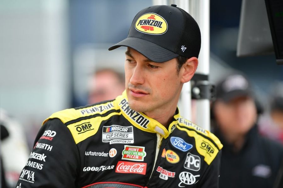 Joey Logano earns second pole of season at windy Las Vegas