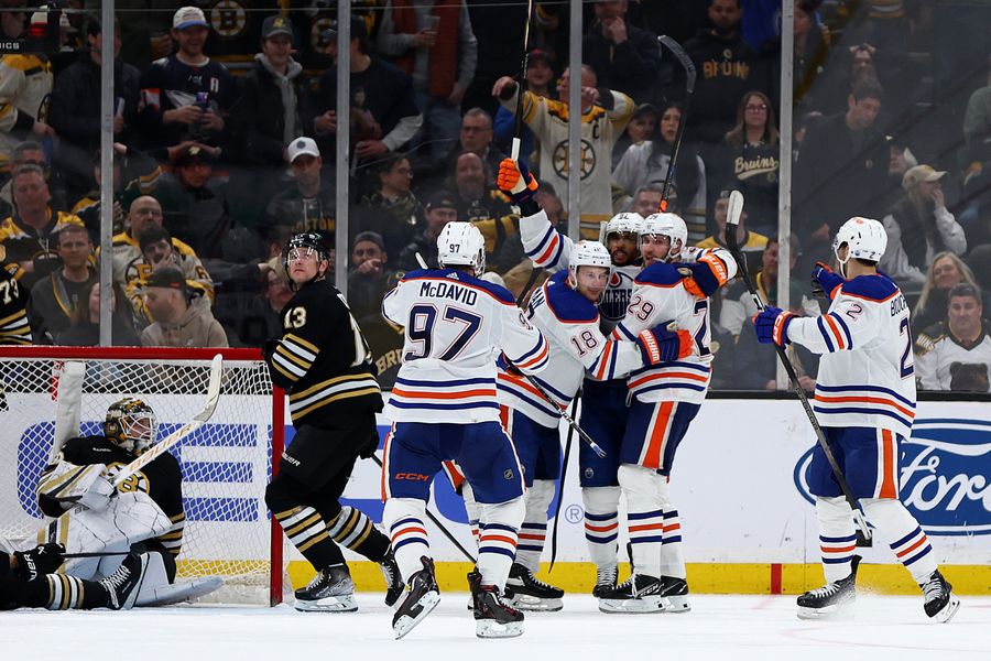 2023 NHL assists leaders