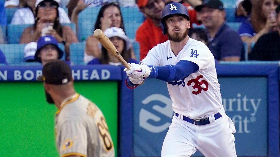 Dodgers remind the loaded Padres that they’re still the team to beat