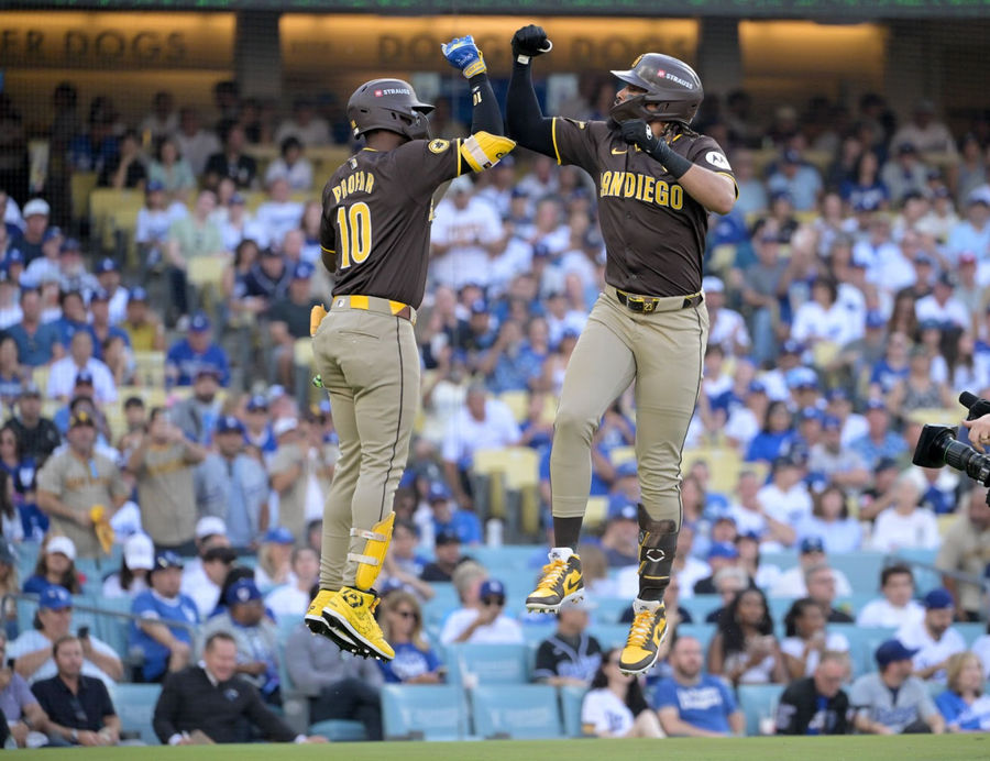 Tuesday October 8 Best Sports Betting Picks & Predictions for MLB, WNBA Playoffs