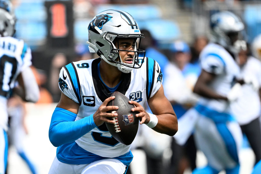 Three Realistic NFL Trades That Need To Happen Before Trade Deadline