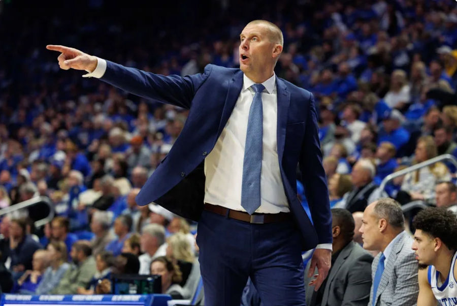 Kentucky Flourishes Under Mark Pope While John Calipari Fumbles in Arkansas
