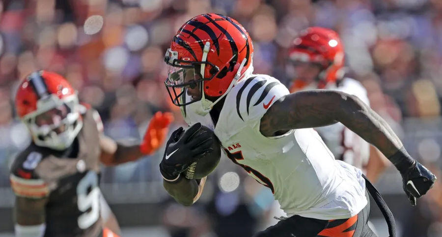 Cincinnati Bengals Franchise Tag Tee Higgins, Can’t Screw Up Ja’Marr Chase Relationship