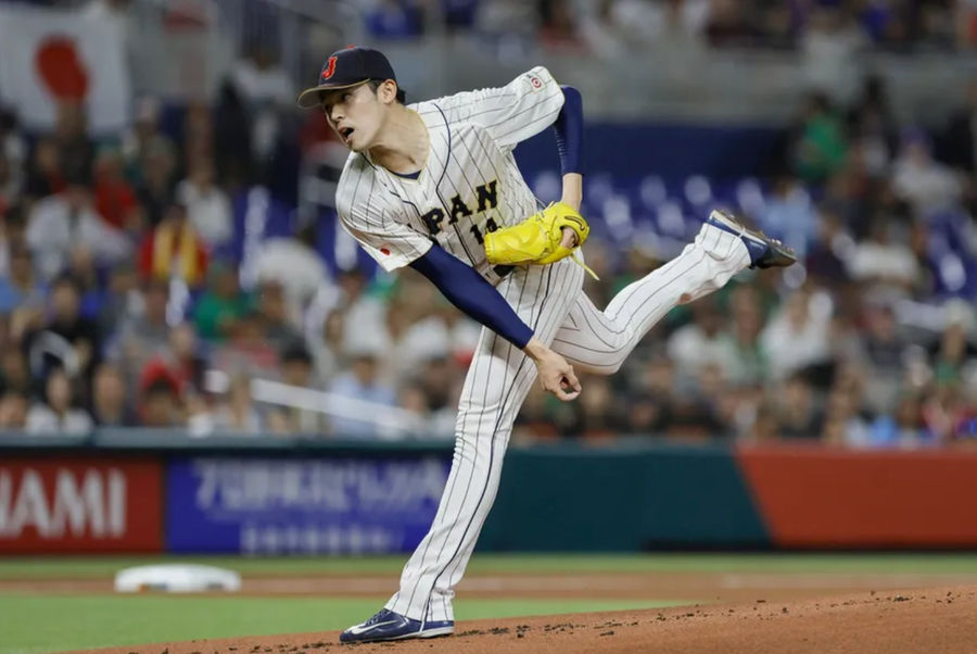 Top 5 MLB Prospects Poised for Breakout Rookie Seasons in 2025