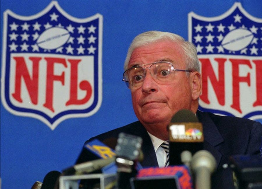 Report: Former Cleveland Browns Owner Art Modell Is Gravely Ill [UPDATE]