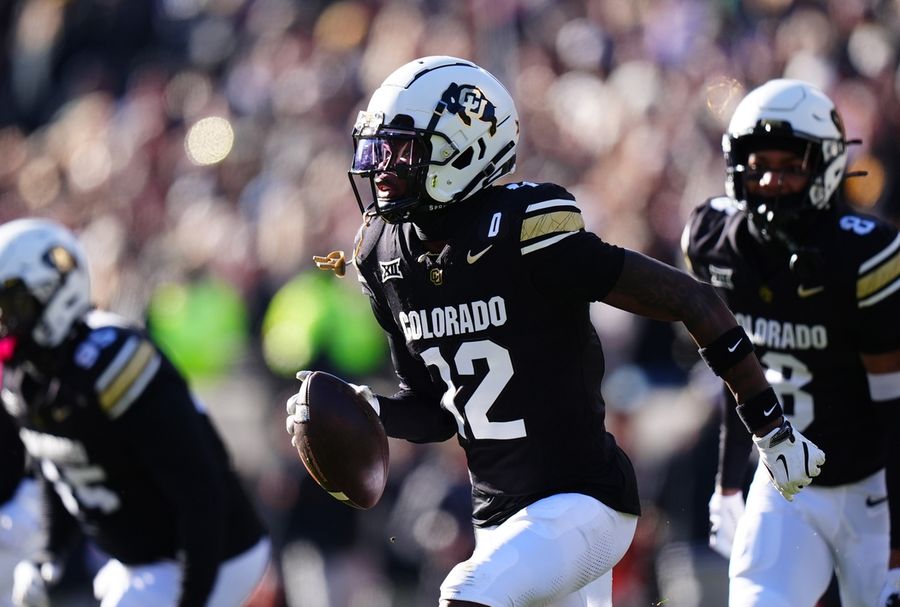 Titans begin road to No. 1 pick with board set; GM calls Travis Hunter 'special player'