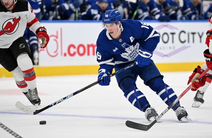 NHL: New Jersey Devils at Toronto Maple Leafs