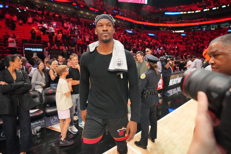 Informes: Los Warriors fichan a Jimmy Butler, envían jugadores y selección al Heat