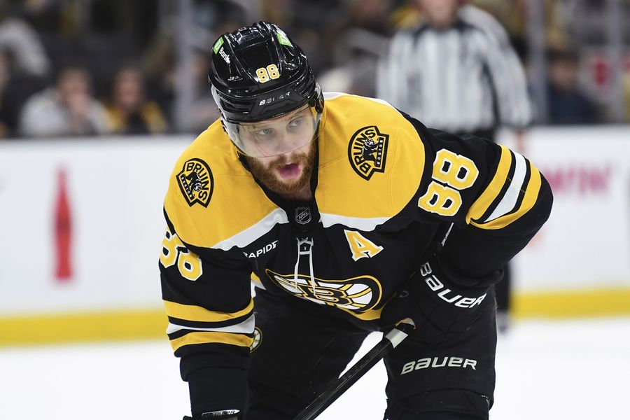 David Pastrnak y los Bruins en racha buscan puntos valiosos ante los Rangers