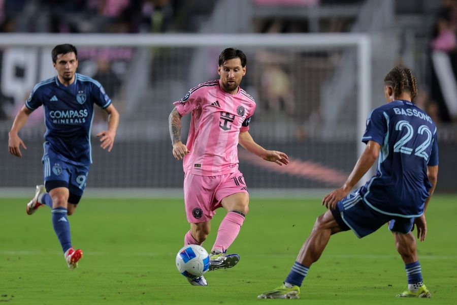 Lionel Messi, Inter Miami sweep Sporting KC in CONCACAF series
