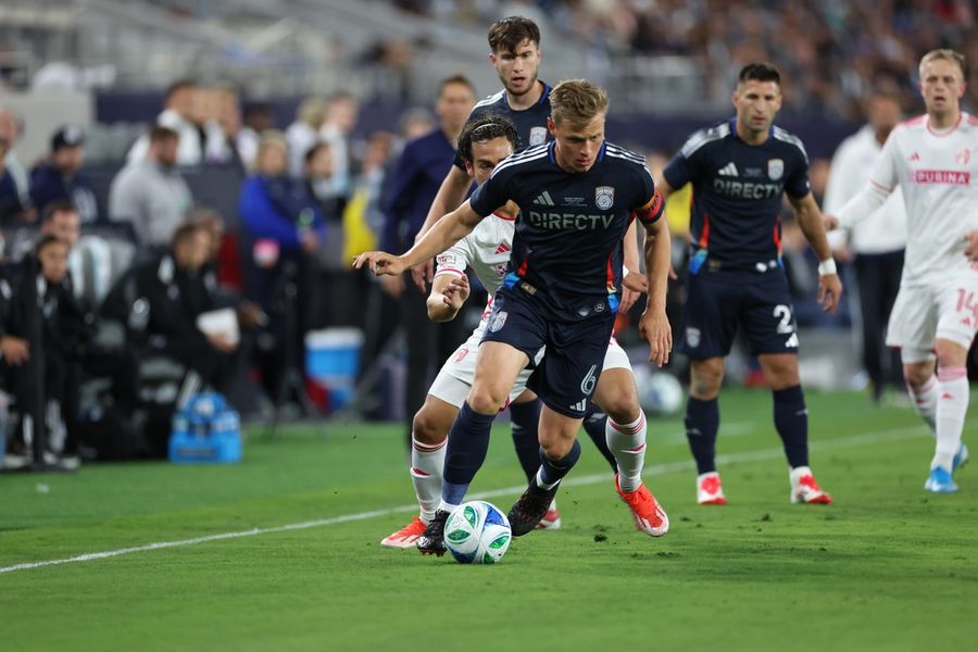 Chucky Lozano exits with injury as his San Diego FC, St. Louis City play to 0-0 draw