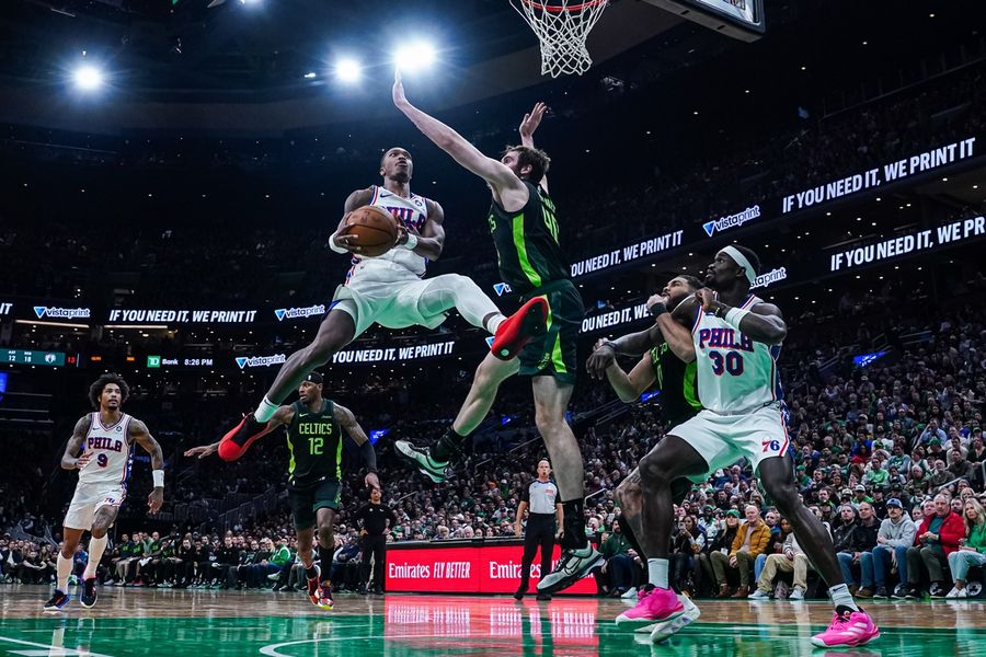 Jayson Tatum puts up 35 as Celtics ease past 76ers