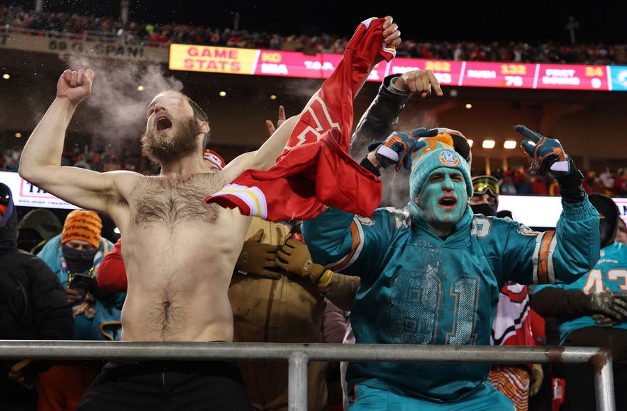 Bills Mafia definitely having a good laugh at the expense of frostbit Chiefs fans