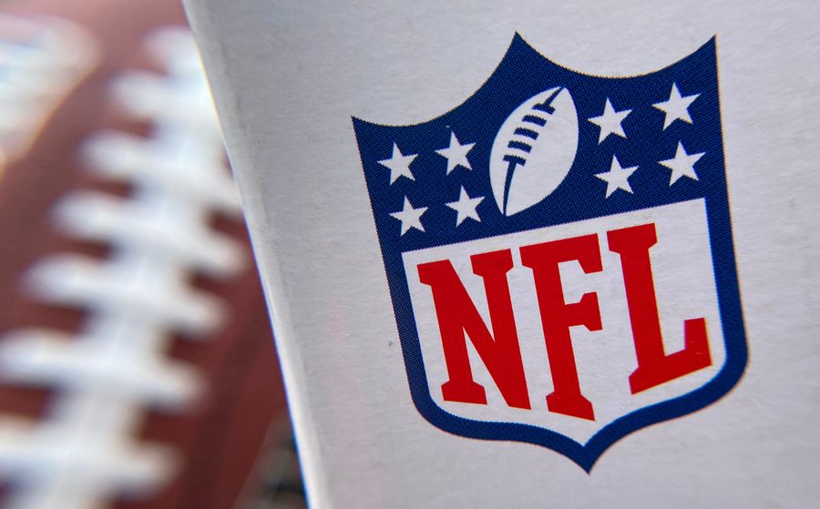 Deadspin’s NFL gambling guide/futures bets to make for 2021 season