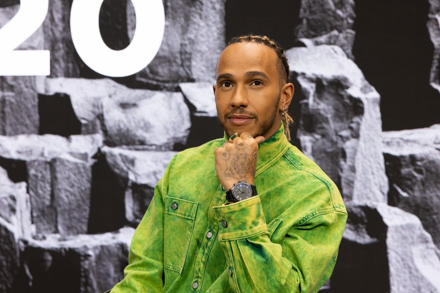 Seven-time Formula One champ Lewis Hamilton calls out attack on Roe v. Wade<em></em>