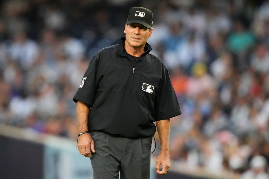 The continuing adventures of Angel Hernandez, Leo Messi is doing that thing again, and charter flights in women’s sports rears its ugly head