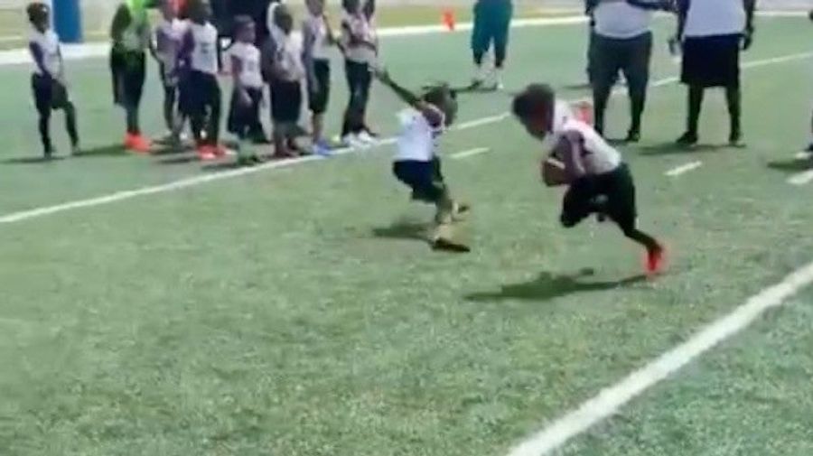 Devin Hester&#39;s Son Is Just As Hard To Tackle