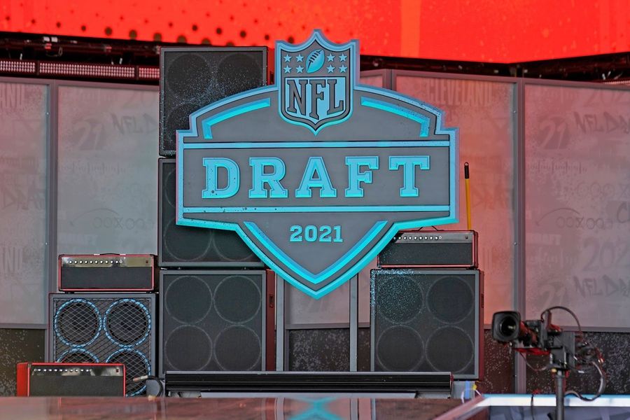 Deadspin’s 2021 NFL Draft gambling guide